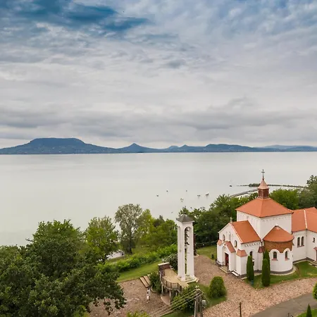 In 45322 Apartament Balatonlelle